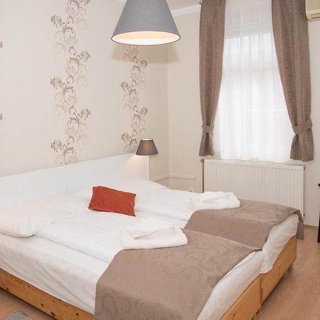 Astoria Panzio Bed & Breakfast Hévíz Dış mekan fotoğraf