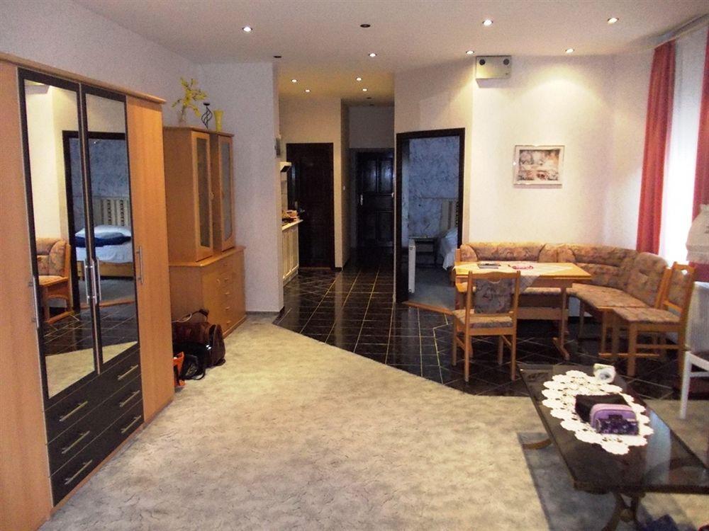 Astoria Panzio Bed & Breakfast Hévíz Dış mekan fotoğraf