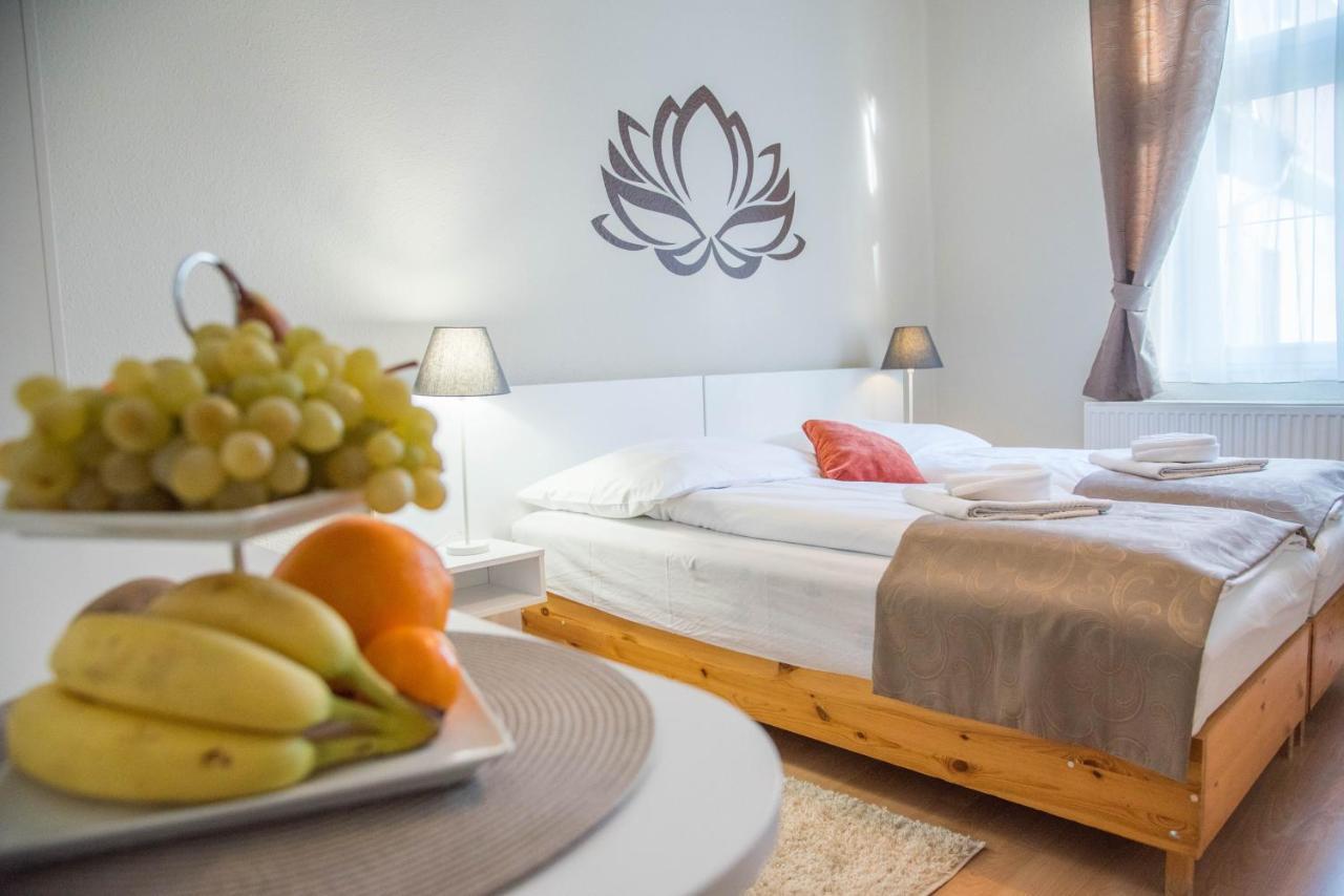 Astoria Panzio Bed & Breakfast Hévíz Dış mekan fotoğraf